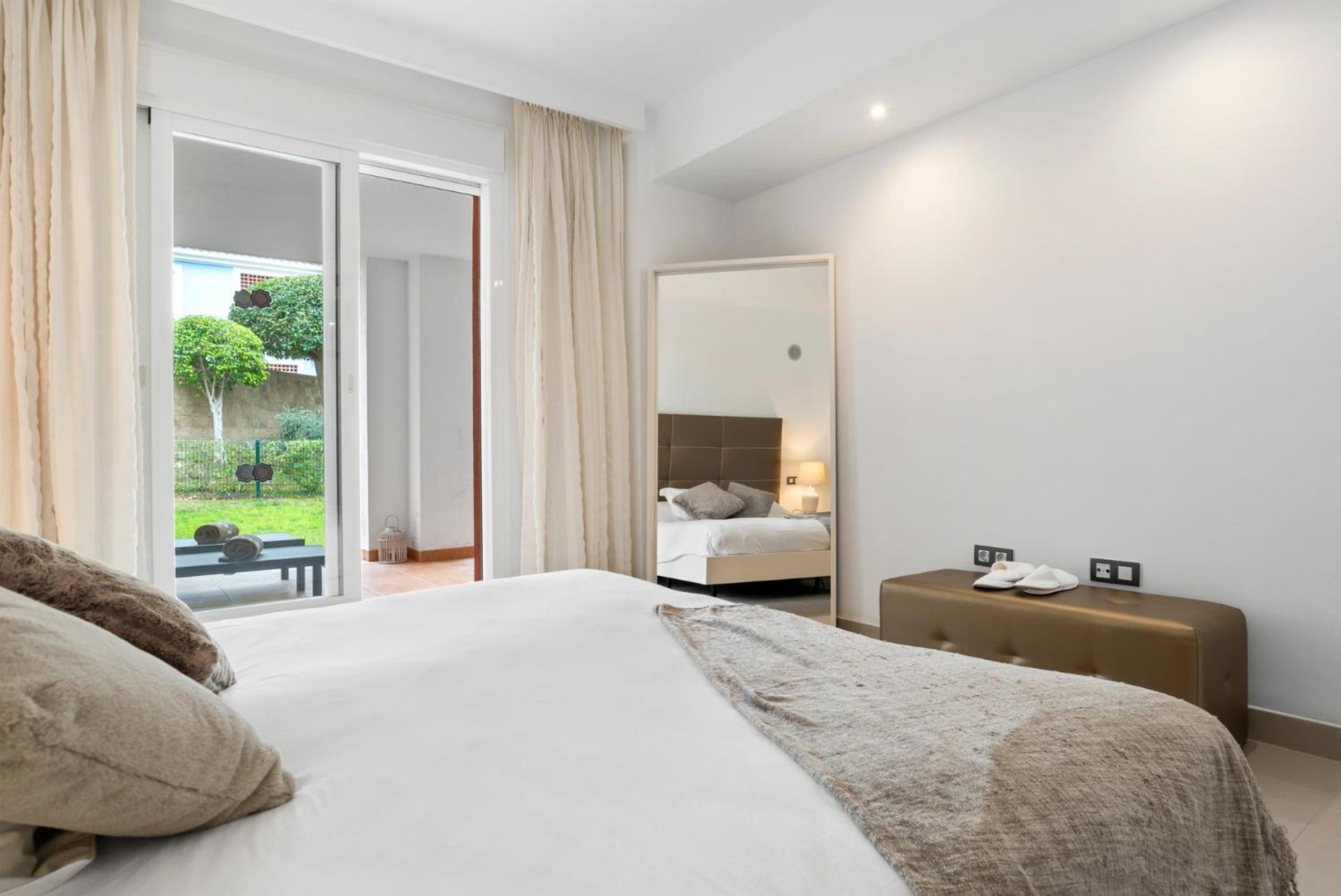 Cortijo Del Mar 2 Bed Apartment *